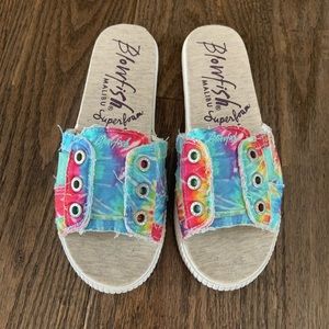 Blowfish tie dye rainbow slides